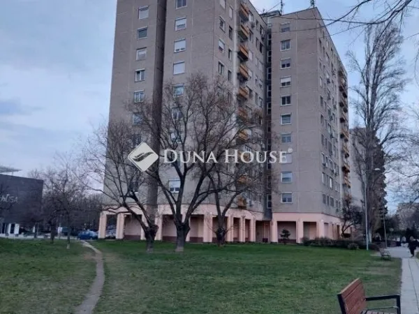 Eladó lakás Budapest III. kerület 50 nm
