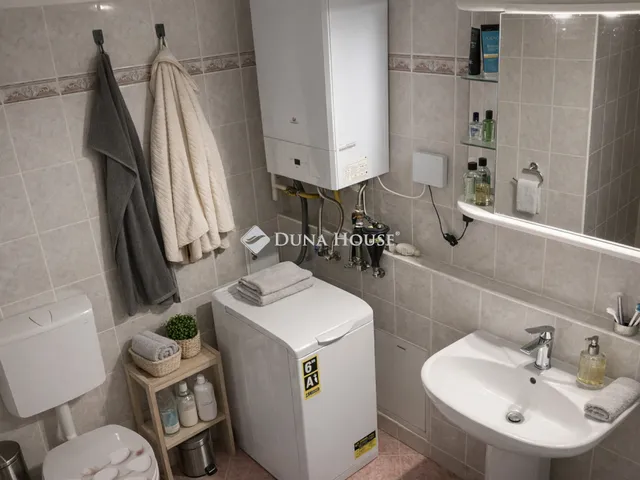 Eladó lakás Budapest XVII. kerület, Strázsahegy 76 nm