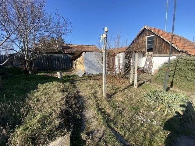 Eladó ház Pécel 90 nm