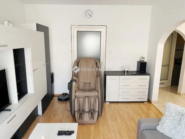 Eladó lakás Budapest X. kerület 71 nm