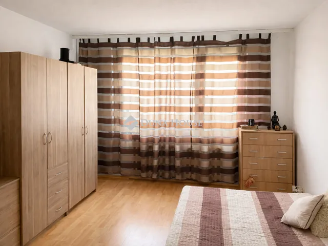 Eladó lakás Budapest X. kerület 71 nm