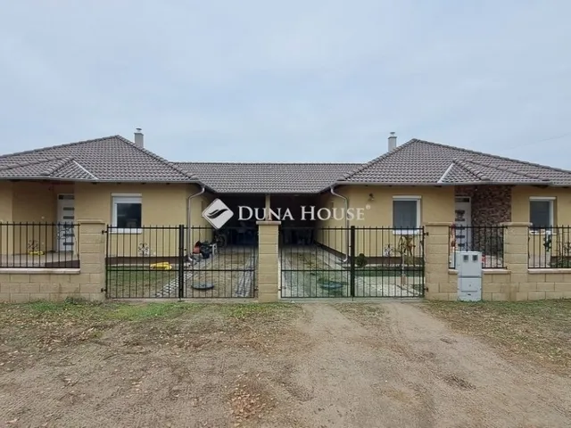 Eladó ház Nyáregyháza 105 nm