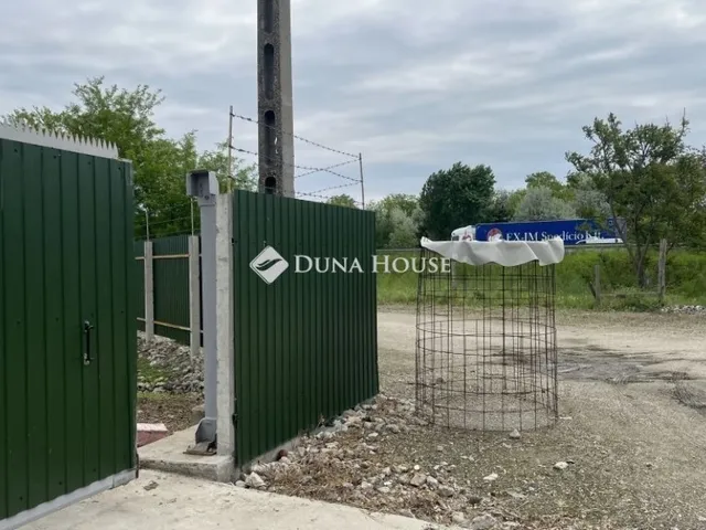 Eladó telek Vecsés 10000 nm