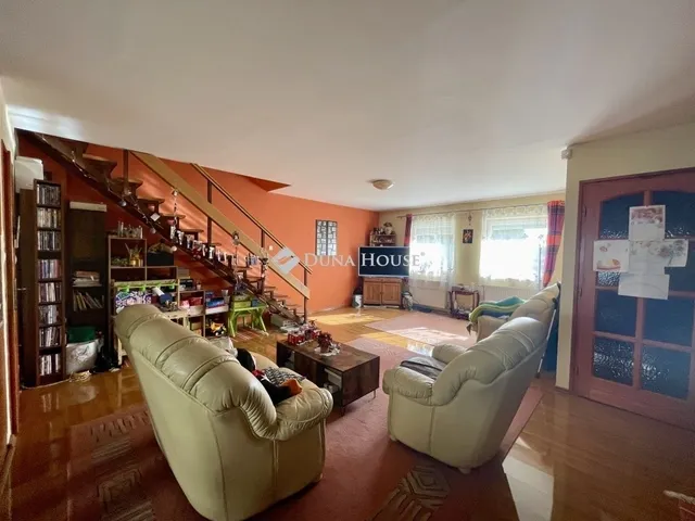 Eladó lakás Budapest XX. kerület 146 nm