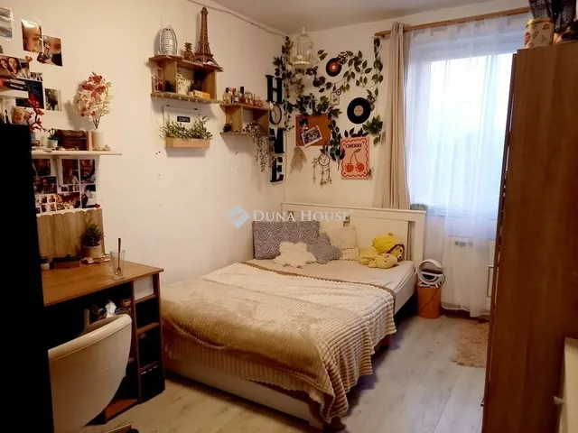 Eladó ház Fót 318 nm