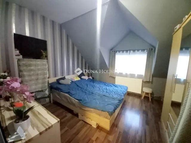 Eladó ház Fót 318 nm