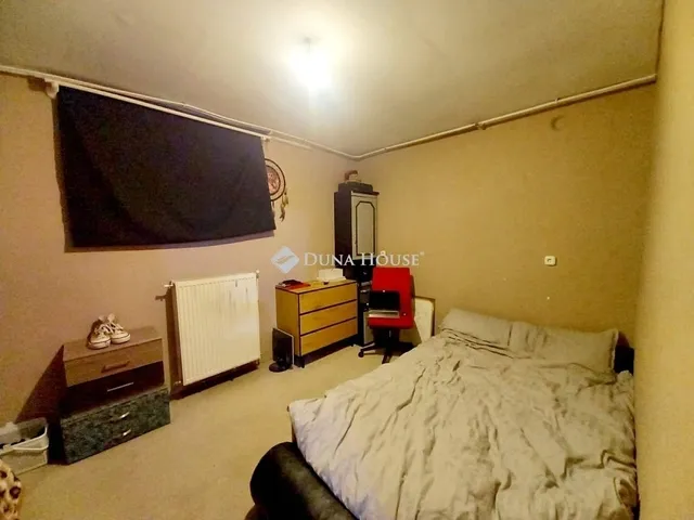 Eladó ház Fót 318 nm