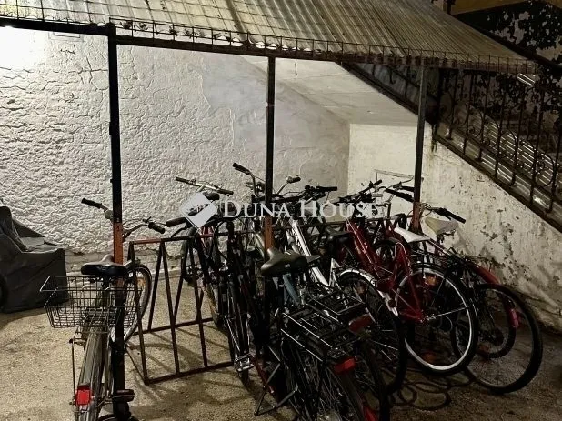 Eladó lakás Budapest VI. kerület 28 nm