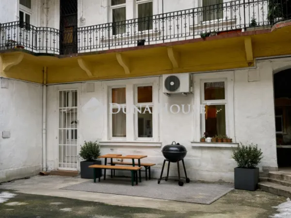 Eladó lakás Budapest VI. kerület 28 nm