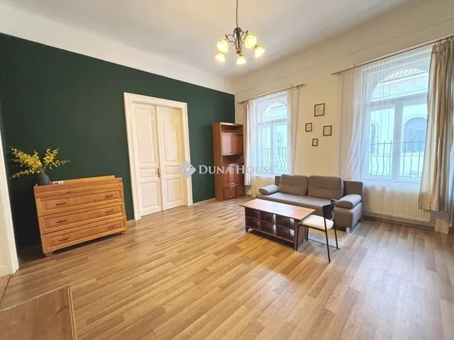 Eladó lakás Budapest VI. kerület 88 nm