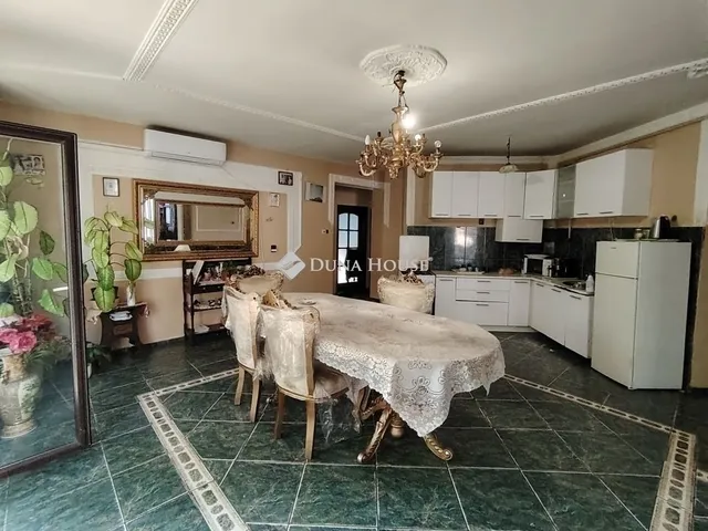 Eladó ház Budapest XXI. kerület 163 nm