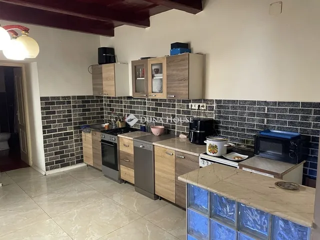 Eladó ház Monor 102 nm