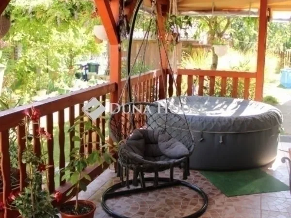 Eladó ház Budapest XVI. kerület, Sashalom 190 nm