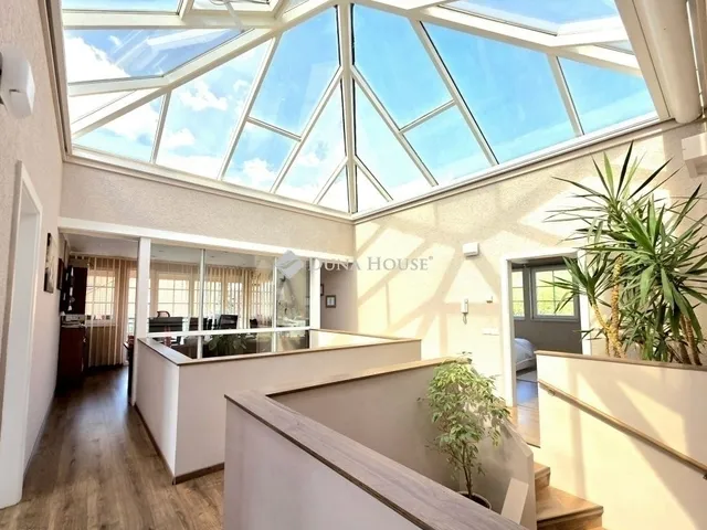 Eladó ház Dunakeszi 340 nm