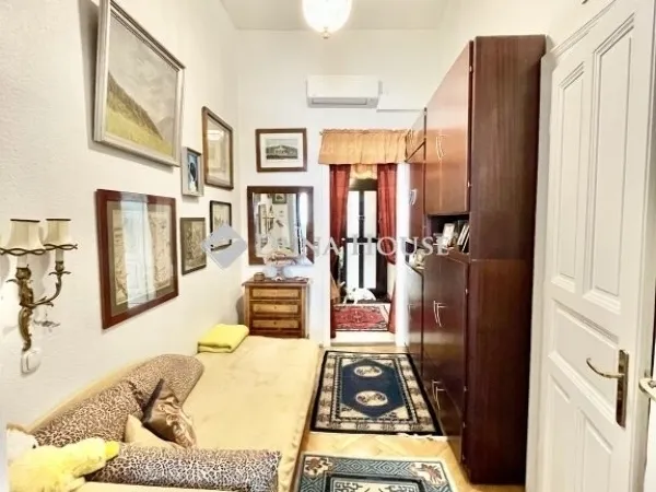 Eladó lakás Budapest VI. kerület 54 nm