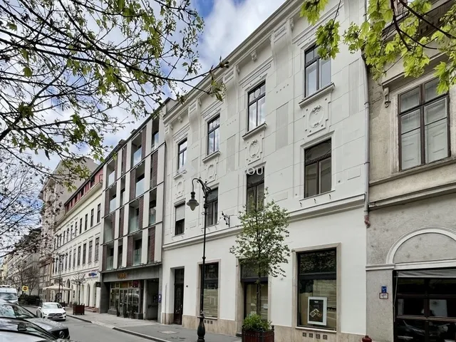 Eladó lakás Budapest VI. kerület 54 nm