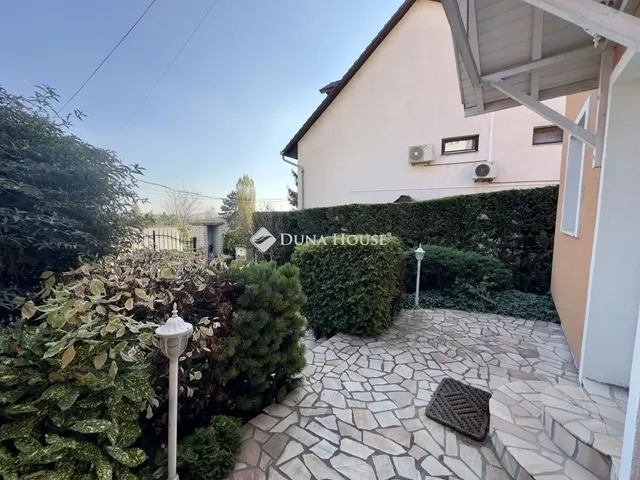 Eladó ház Budaörs 120 nm