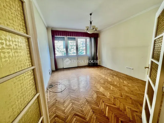 Eladó kereskedelmi és ipari ingatlan Budapest VII. kerület 48 nm