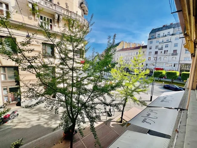 Eladó kereskedelmi és ipari ingatlan Budapest VII. kerület 48 nm