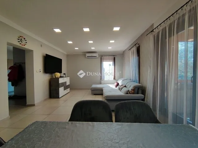 Eladó ház Monor 179 nm