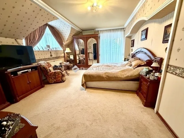 Eladó ház Budapest XVI. kerület 227 nm