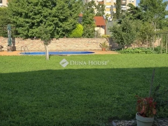 Eladó ház Budapest XXI. kerület 363 nm