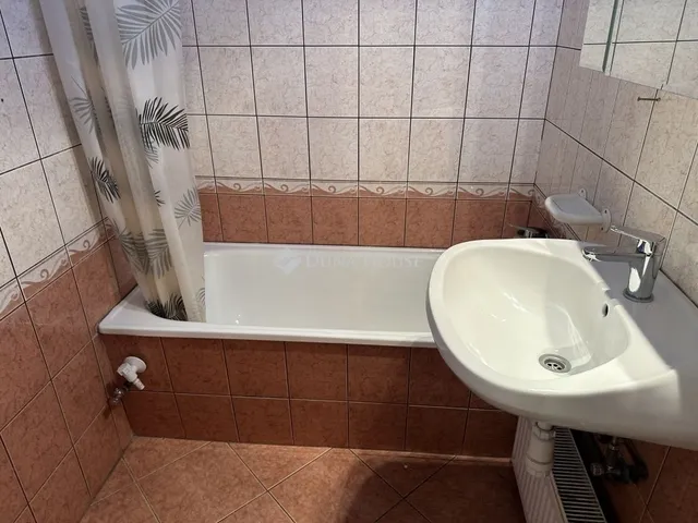 Eladó lakás Budapest X. kerület 63 nm