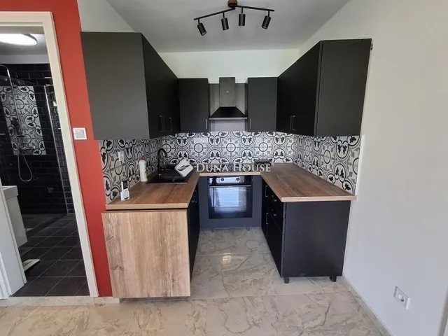 Eladó telek Budapest XVIII. kerület 780 nm