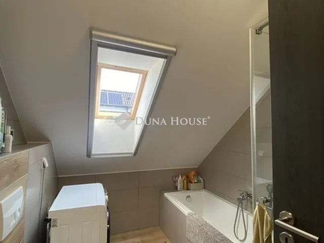 Eladó ház Üllő 90 nm