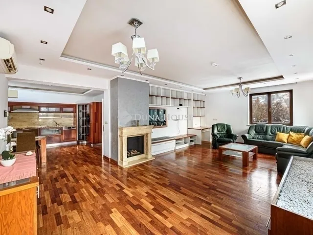 Eladó ház Budapest XI. kerület 340 nm