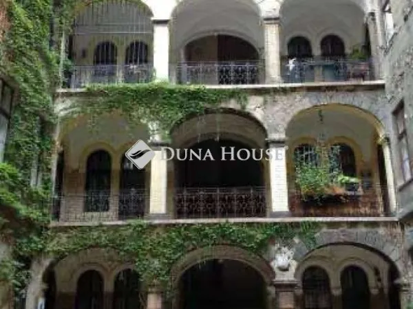 Eladó lakás Budapest VI. kerület 57 nm