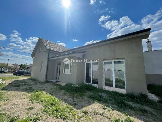 Eladó ház Budapest IV. kerület, Megyer 142 nm