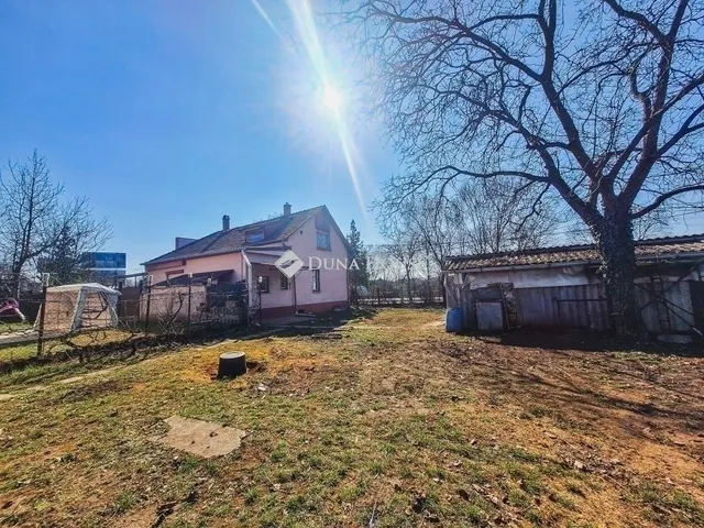 Eladó ház Budapest XVIII. kerület 130 nm