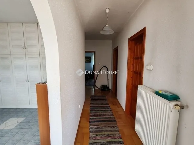 Eladó ház Budapest XVII. kerület, Akadémia-Újtelep 160 nm