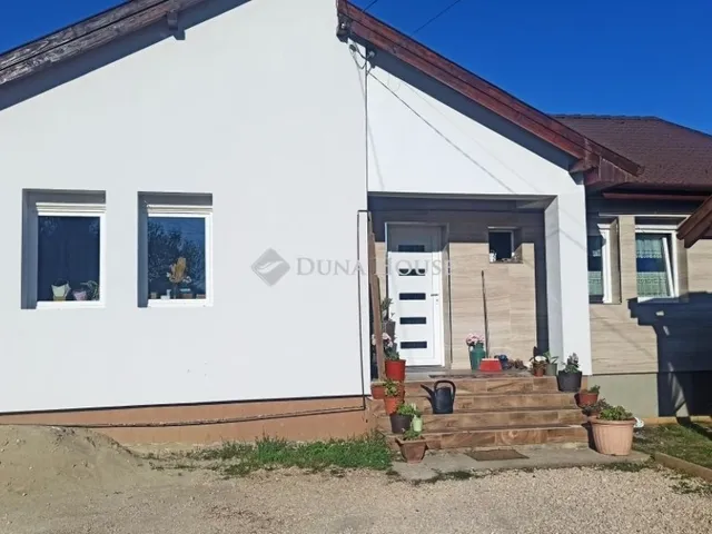 Eladó ház Érd 142 nm