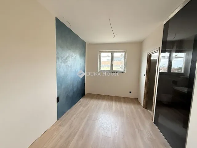 Eladó ház Pécel 166 nm