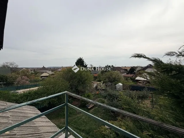 Eladó ház Érd 214 nm