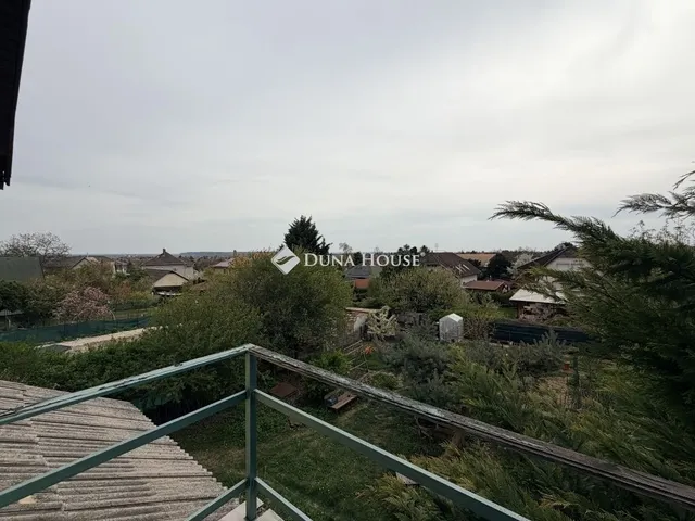 Eladó ház Érd 214 nm