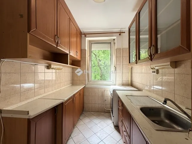 Eladó lakás Budapest IV. kerület 74 nm