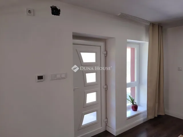 Eladó ház Budapest XVI. kerület 71 nm