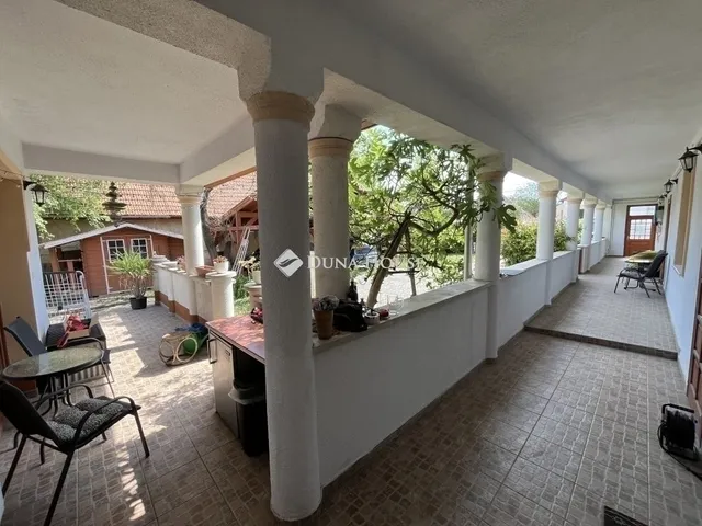 Eladó ház Gyömrő 180 nm