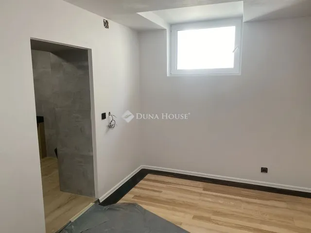 Eladó lakás Budapest II. kerület 66 nm