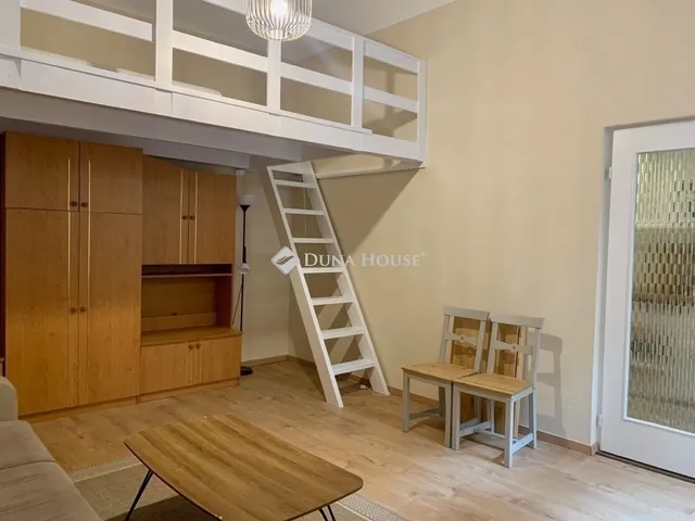 Eladó lakás Budapest VI. kerület 30 nm
