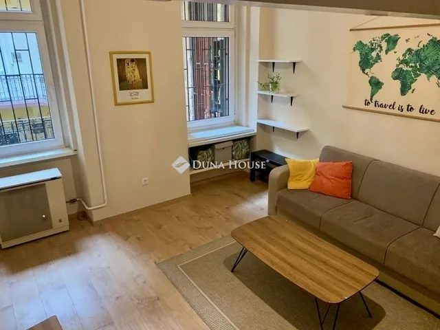 Eladó lakás Budapest VI. kerület 30 nm
