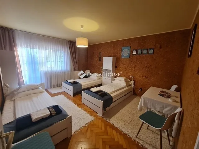 Eladó ház Szeged 254 nm