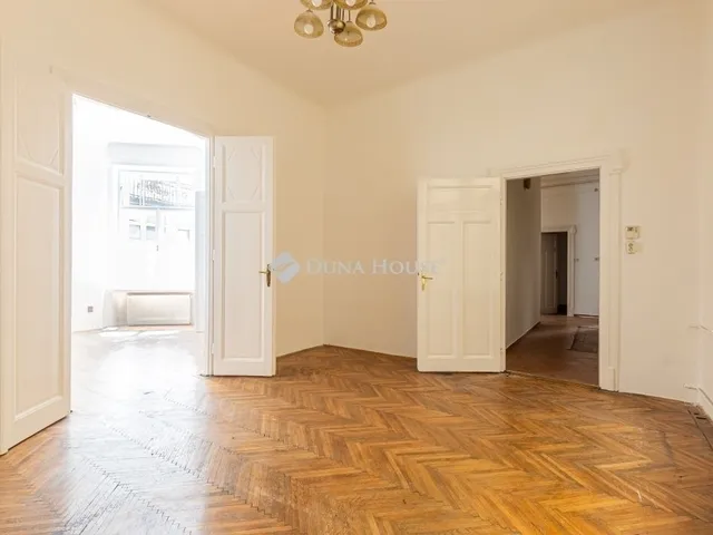 Eladó lakás Budapest V. kerület 119 nm