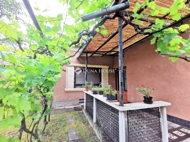 Eladó ház Budapest XVIII. kerület 93 nm