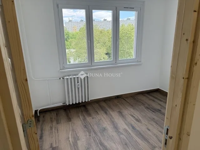 Eladó lakás Budapest XVIII. kerület 72 nm