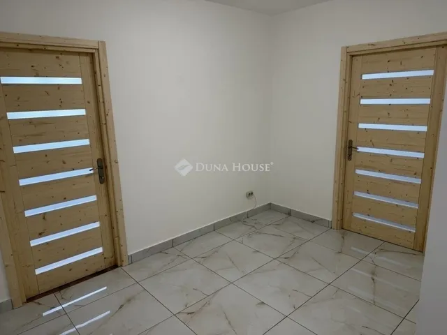 Eladó lakás Budapest XVIII. kerület 72 nm