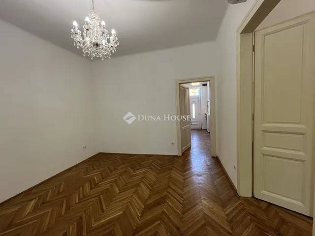Eladó lakás Budapest X. kerület 69 nm